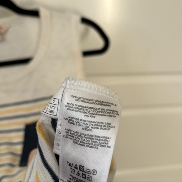 Brooks Brothers Men’s Red Fleece Tank Top. Size small. 100% Cotton - Picture 6 of 6